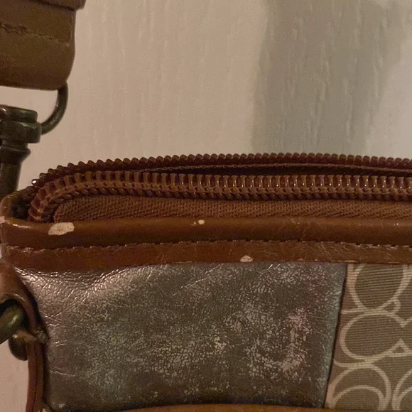 Coach crossbody - Picture 3 of 6